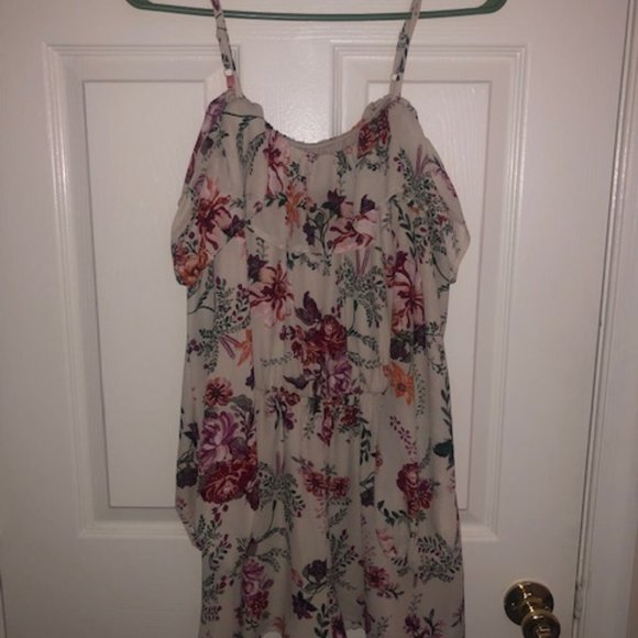 Floral Romper - Picture 2 of 2